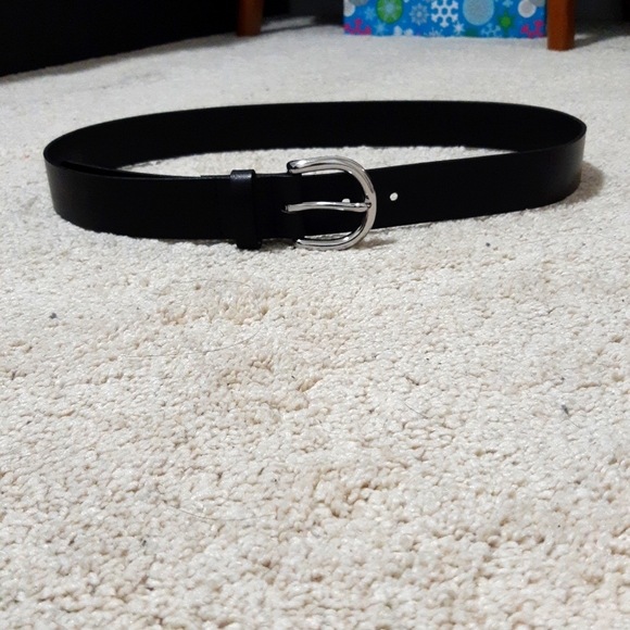GAP - Leather Belt - Picture 1 of 4